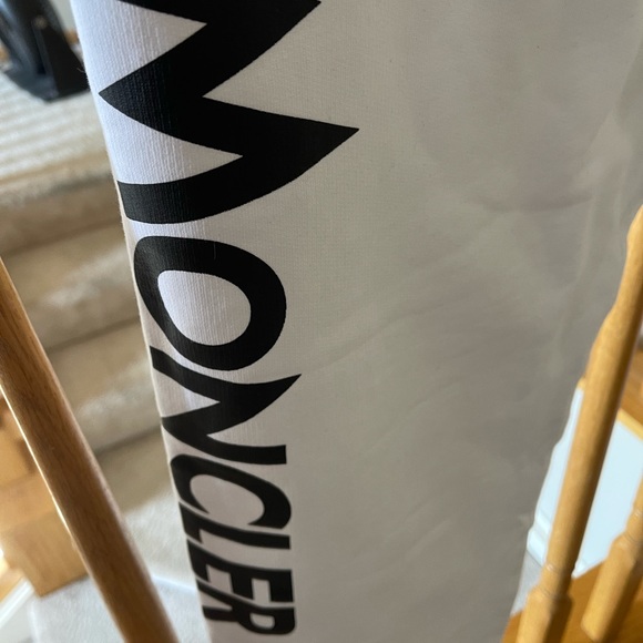 Moncler printed cotton sweatpants - Picture 6 of 10